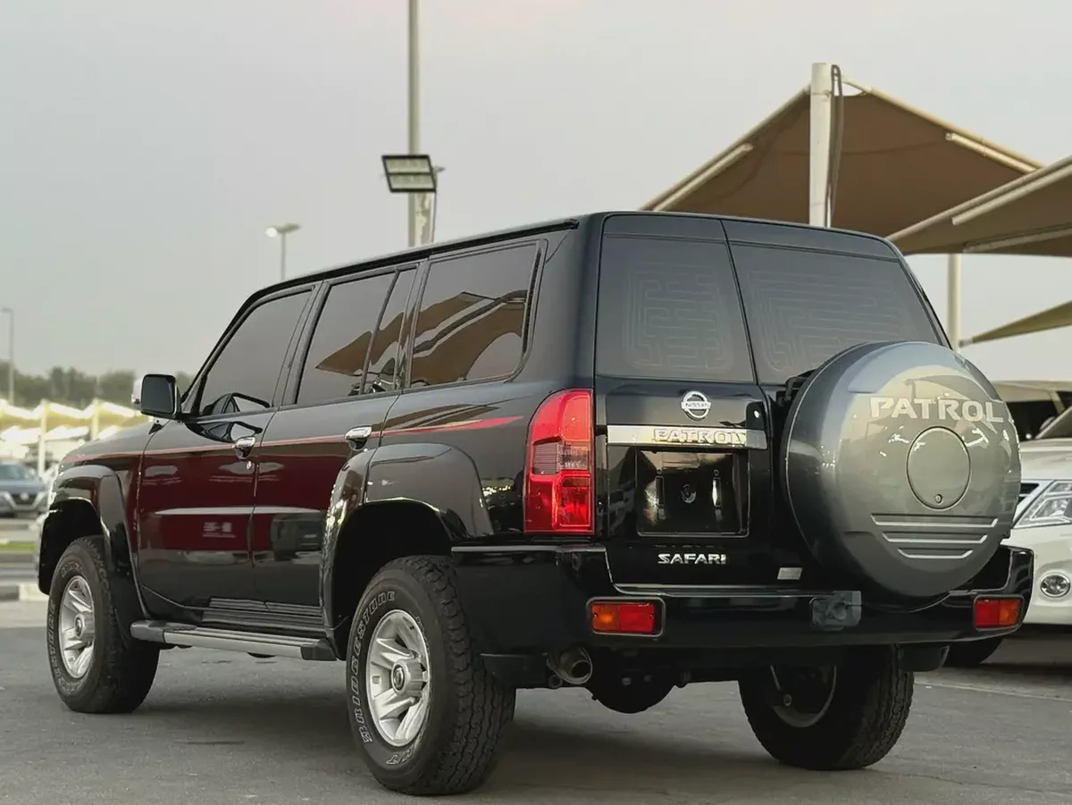 Nissan Patrol Safari 2021 GCC - Good Condition-11-11