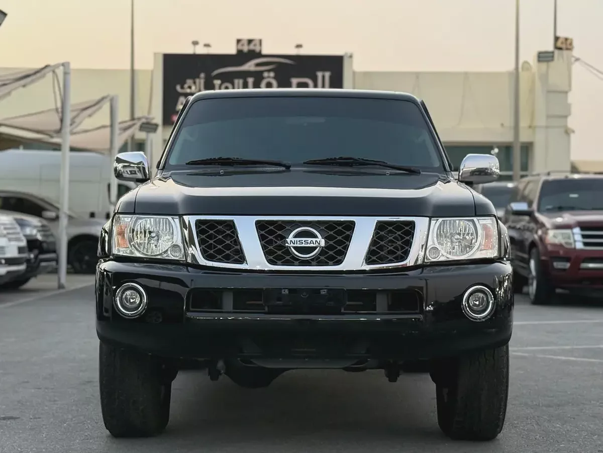 Nissan Patrol Safari 2021 GCC - Good Condition-1-1