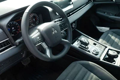 Mitsubishi Outlander GLX HIGHLINE OUTLANDER 2.5L-18