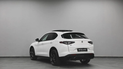 Alfa Romeo Stelvio Veloce-5