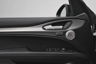 Alfa Romeo Stelvio Veloce-12