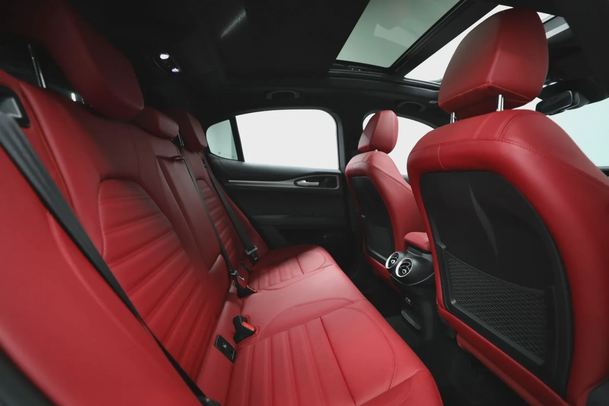 Alfa Romeo Stelvio Veloce