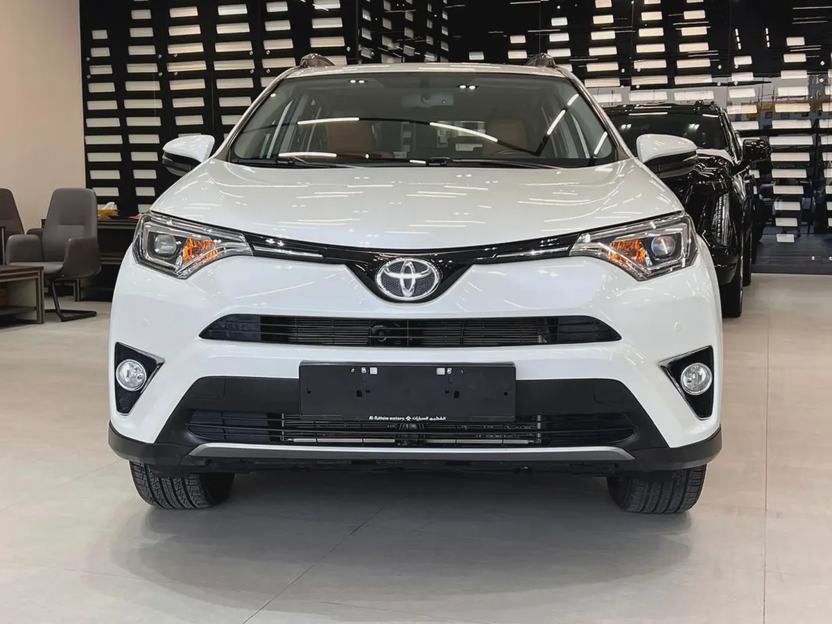 !! 2018 !! Toyota | RAV4 | VXR | GCC Specs | Full Option | 65000 kms Only-5-5