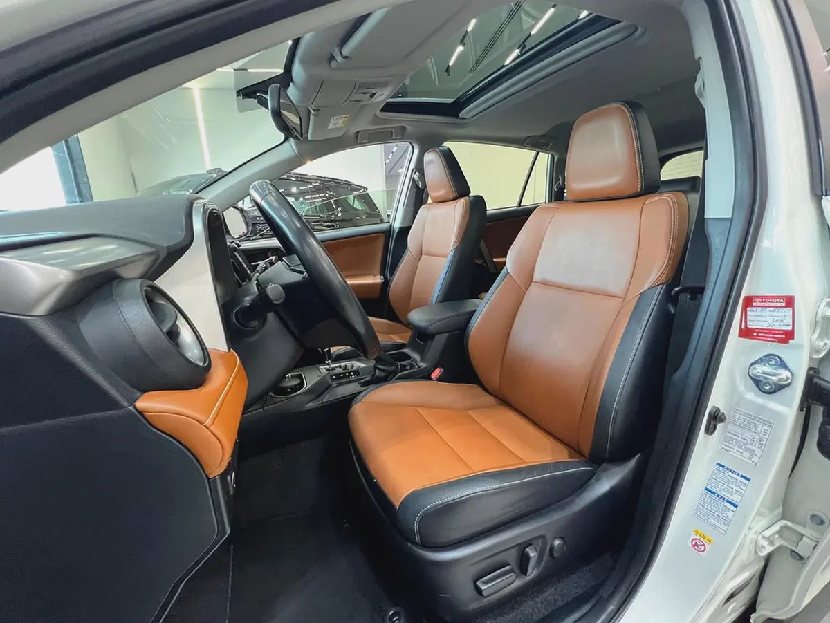 !! 2018 !! Toyota | RAV4 | VXR | GCC Specs | Full Option | 65000 kms Only-7-7