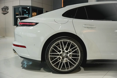 Porsche Panamera 4 2024 GCC Specs-19