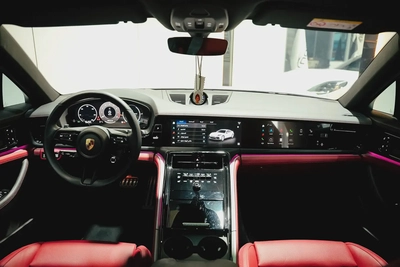 Porsche Panamera 4 2024 GCC Specs-6