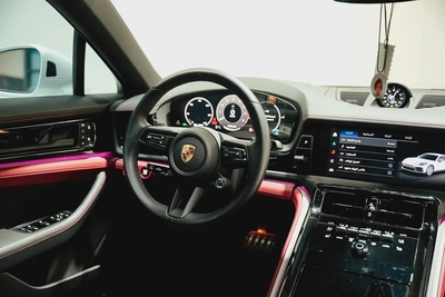 Porsche Panamera 4 2024 GCC Specs-8