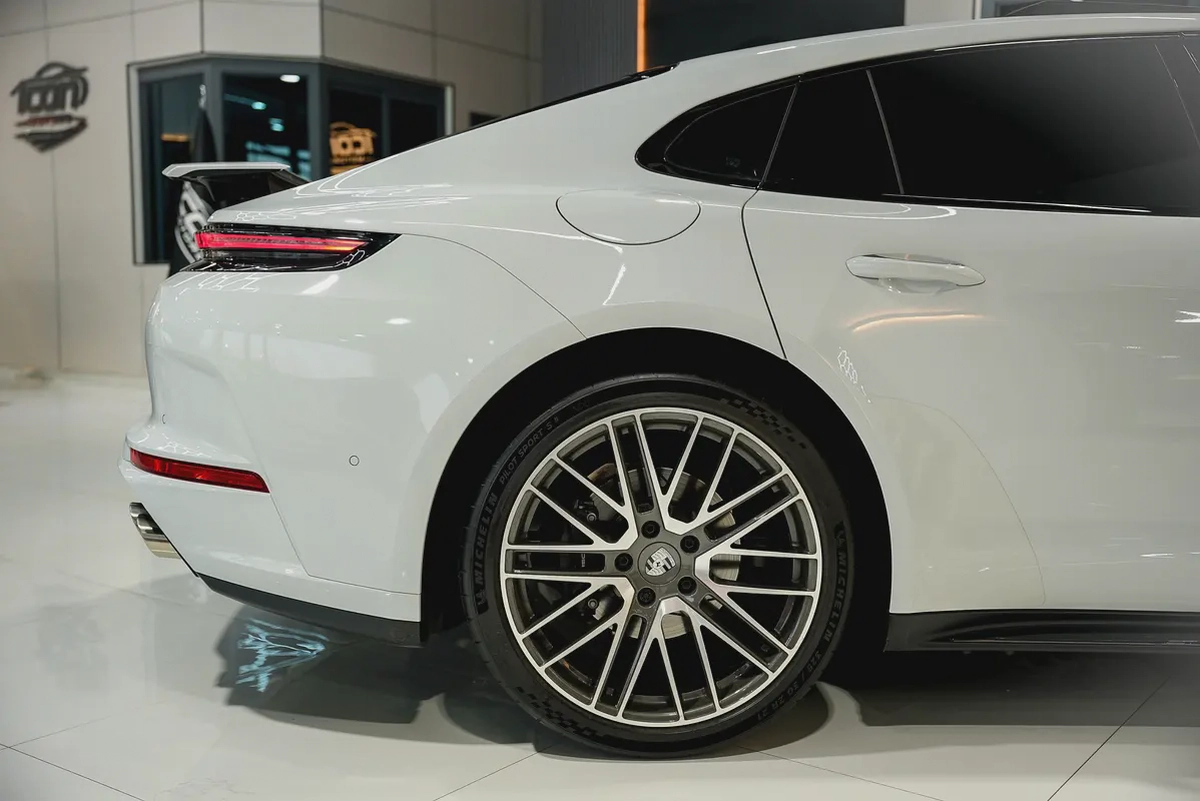 Porsche Panamera 4 2024 GCC Specs-19-19