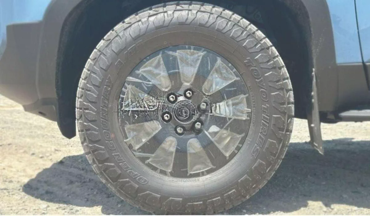Toyota Prado ADVENTURE 1ST EDITION TOYOTA PRADO 2.4 PETROL-16-0
