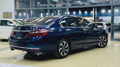 Honda Accord EX-L 2017 GCC Specs -Full Option Excellent Condition-3