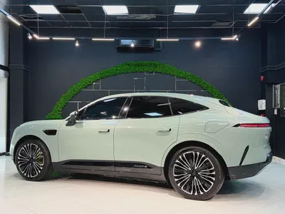 Avatr 11 VIP Edition Ultra Luxury EV-9