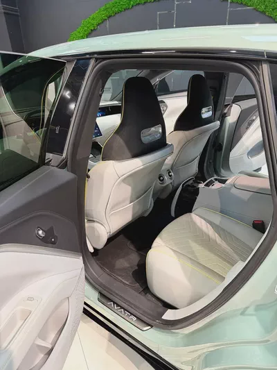 Avatr 11 VIP Edition Ultra Luxury EV-15