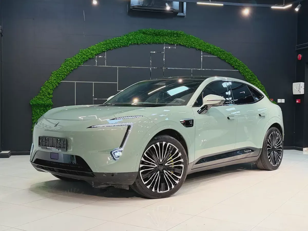 Avatr 11 VIP Edition Ultra Luxury EV-1-1