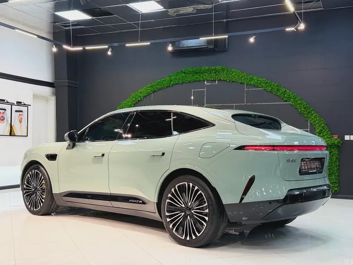 Avatr 11 VIP Edition Ultra Luxury EV-8-8