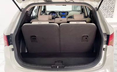 Hyundai Santa Fe GLS 3.3L-6CYL GCC SPECIFICATION-11