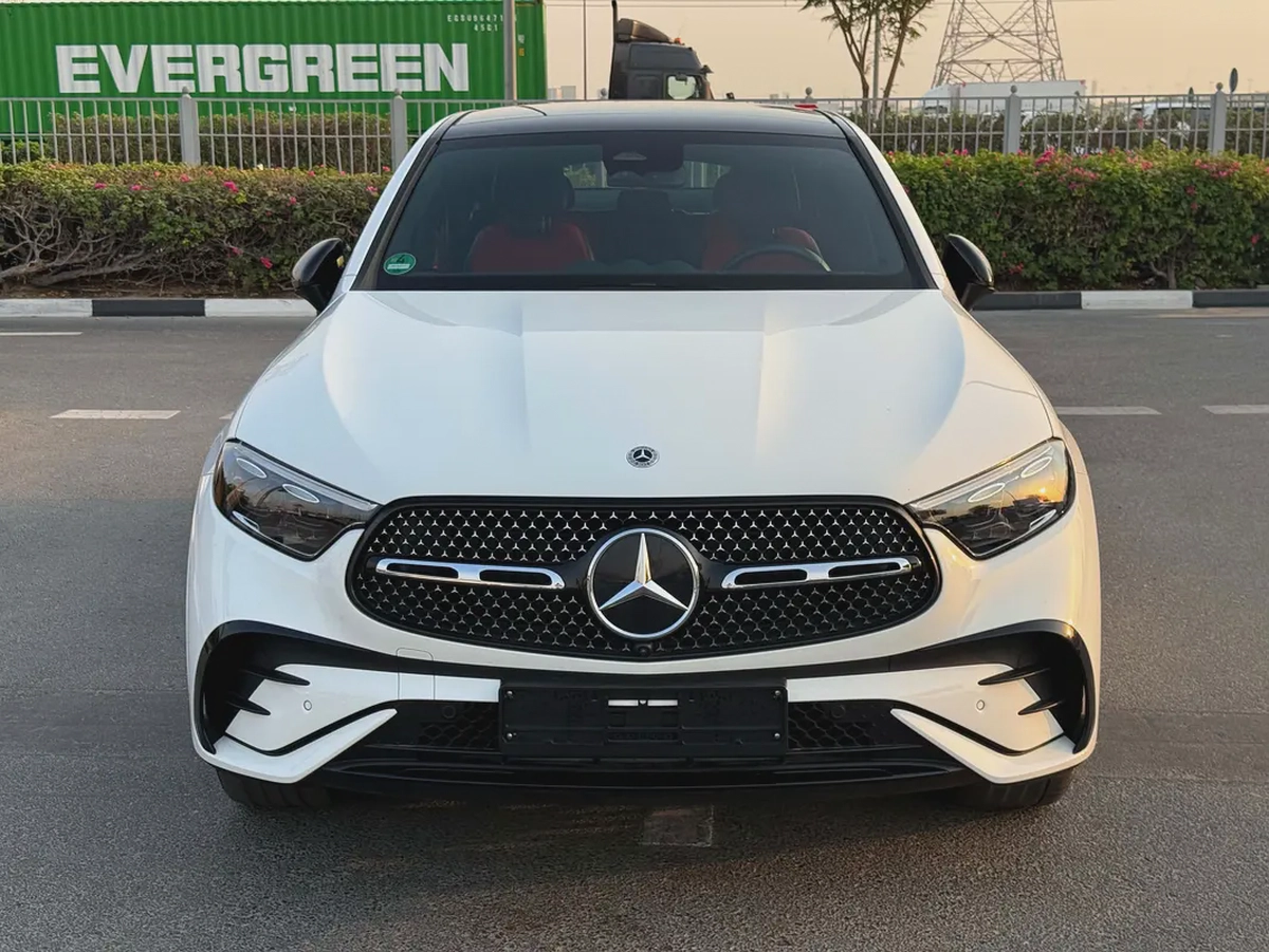 Pristine 2024 Mercedes-Benz GLC 200 4MATIC - European Specs - Brand New Condition-1-1