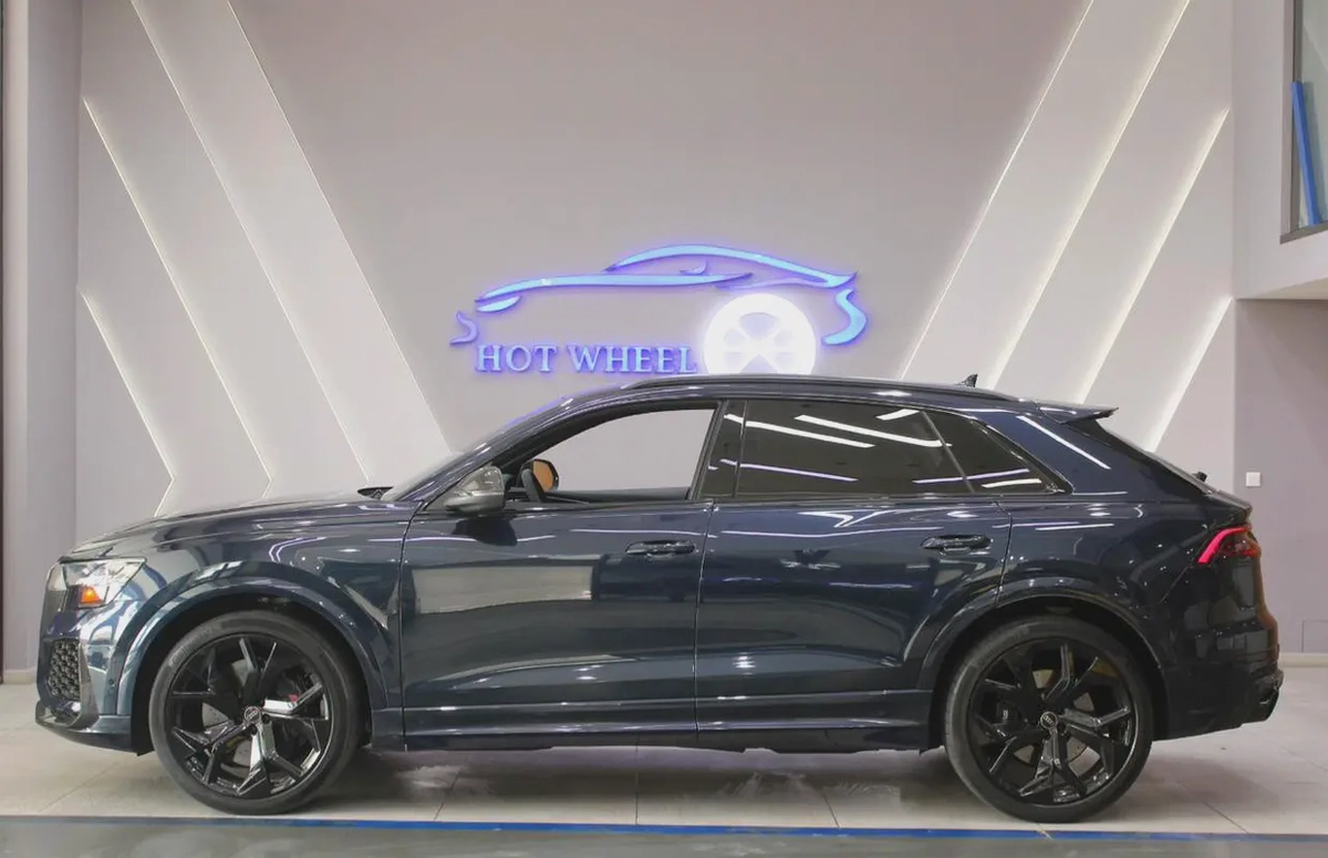 2024 - Audi RS Q8 - 4.0 TFSI QUATTRO - with warranty for 390,000.00 AED-5-5