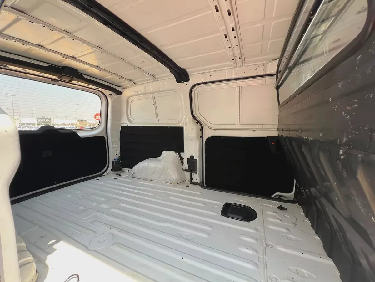 2021 Hyundai H1 | 3 Seats | Van | Manual | Petrol | GCC | Ref#1138-11-11