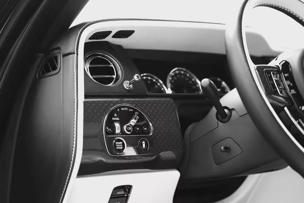 2023 Rolls-Royce Cullinan Black Badge · Warranty · Service Contract-7-7