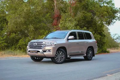 Land Cruiser GXR | Platinum Edition | GCC Specs | REF #T38206-0