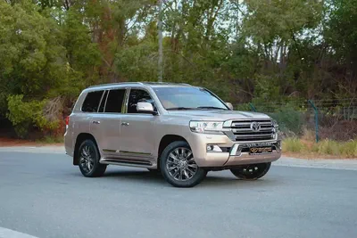 Land Cruiser GXR | Platinum Edition | GCC Specs | REF #T38206-1