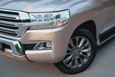 Land Cruiser GXR | Platinum Edition | GCC Specs | REF #T38206-2