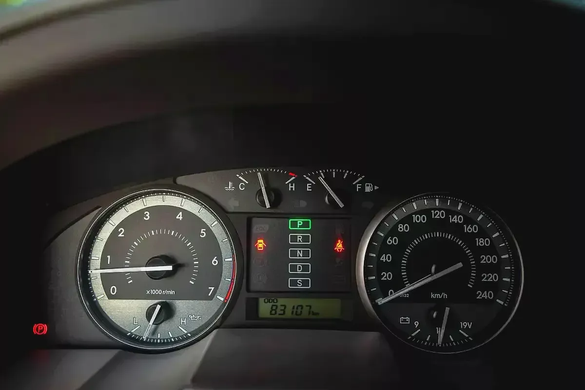 Land Cruiser GXR | Platinum Edition | GCC Specs | REF #T38206-15-15