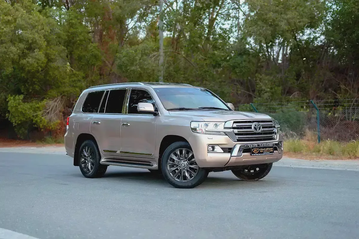 Land Cruiser GXR | Platinum Edition | GCC Specs | REF #T38206-1-1