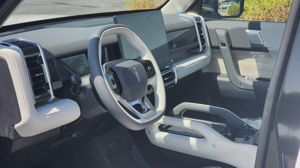 Chery iCAR EQ3 (White)-10-10