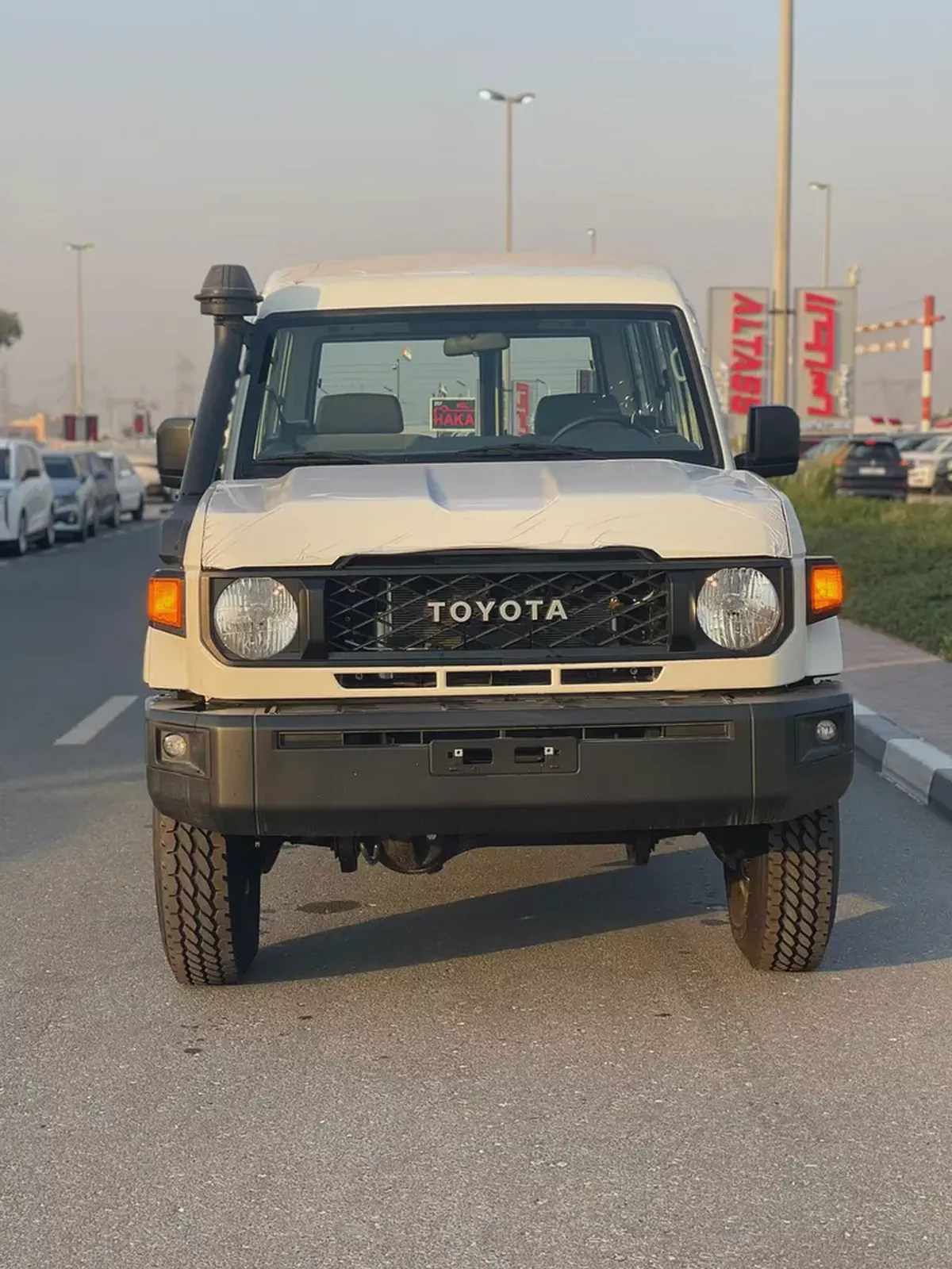Toyota Land Cruiser 70 Series LC 78 Base 2026 GCC Specs