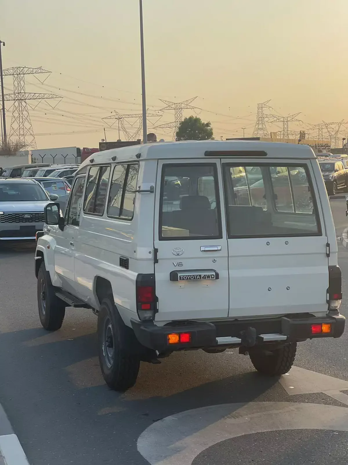 Toyota Land Cruiser 70 Series LC 78 Base 2026 GCC Specs-5-5