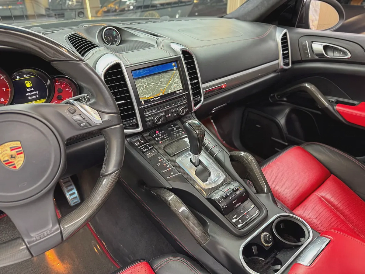Porsche Cayenne Turbo 2013 | GCC Specs | Low Mileage | High Option-12-12