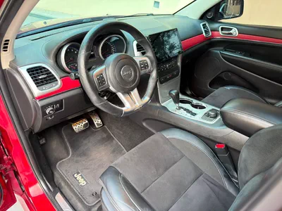 GCC Specs 2013 JEEP GRAND CHEROKEE SRT8 6.4Litre V8 HEMI AWD SUV, 470BHP-1