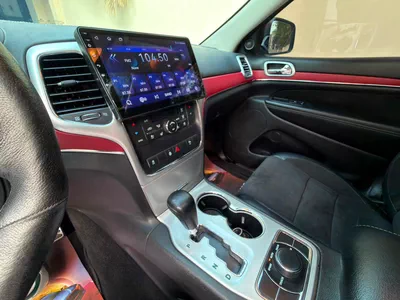GCC Specs 2013 JEEP GRAND CHEROKEE SRT8 6.4Litre V8 HEMI AWD SUV, 470BHP-9