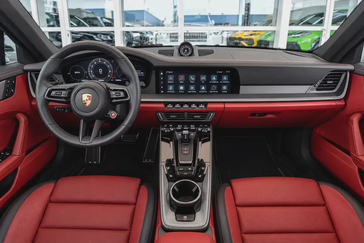 PORSCHE 911 CARRERA 2025 | 7,200km | Under warranty-9-9
