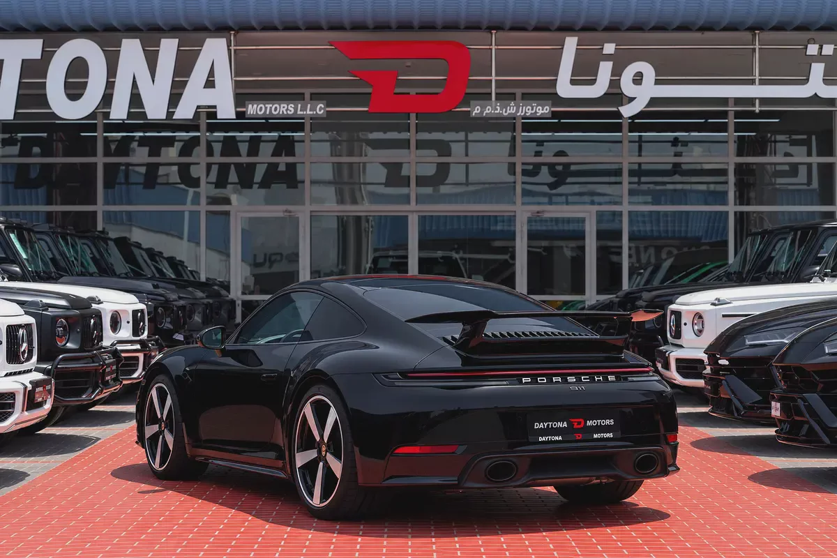 PORSCHE 911 CARRERA 2025 | 7,200km | Under warranty-1-1