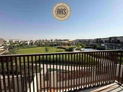SINGLE ROW PARK FACING 4BR+MAID VILLA AVAILABLE FOR RENT-0