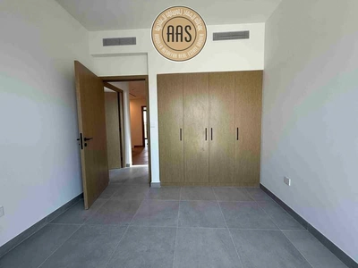 SINGLE ROW PARK FACING 4BR+MAID VILLA AVAILABLE FOR RENT-1