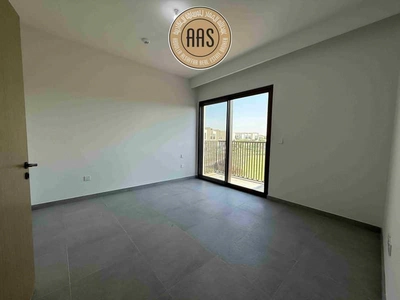 SINGLE ROW PARK FACING 4BR+MAID VILLA AVAILABLE FOR RENT-3