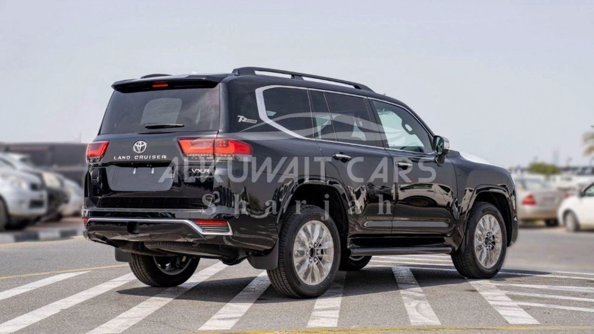 Toyota Land Cruiser Toyota Land Cruiser VXR 3.5L Petrol AT MY2025-3-0