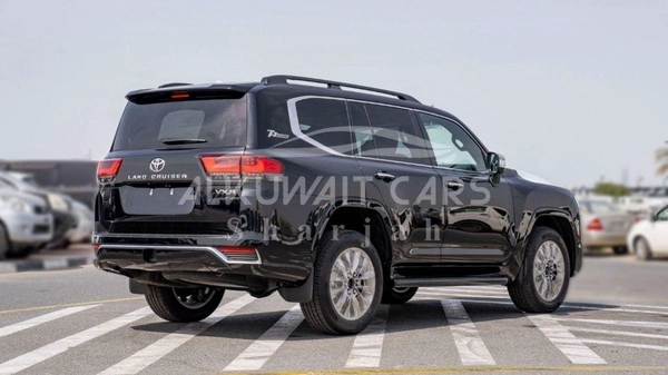 Toyota Land Cruiser Toyota Land Cruiser VXR 3.5L Petrol AT MY2025