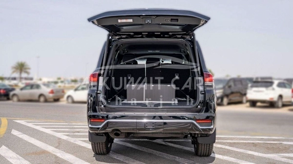 Toyota Land Cruiser Toyota Land Cruiser VXR 3.5L Petrol AT MY2025