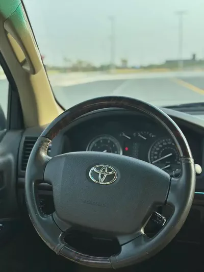 Toyota Land Cruiser GXR 2010 | GCC Specs | V6 Engine-10