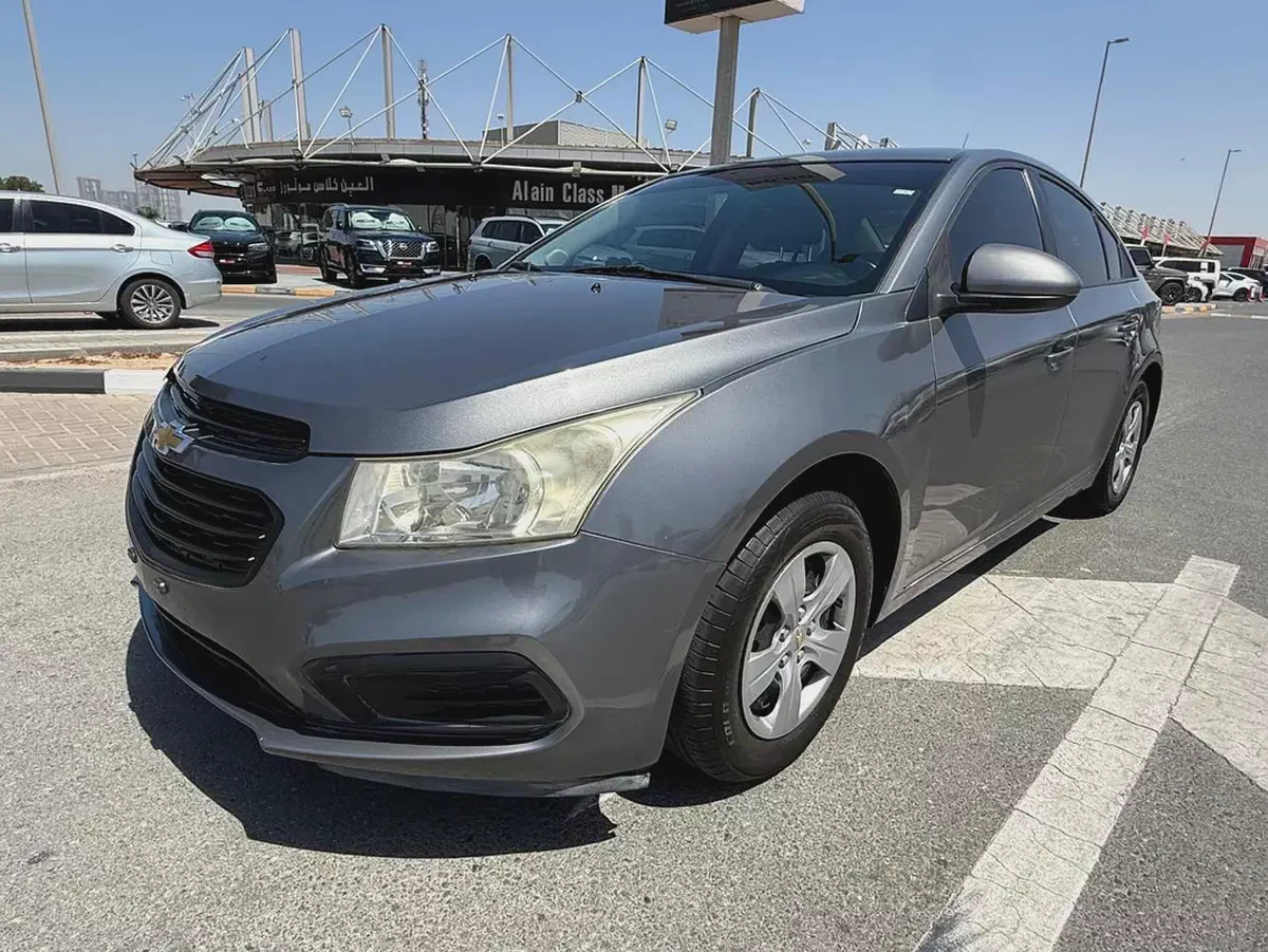 Chevrolet Cruze LS 2016 - GCC Specs - Excellent Condition-1-1