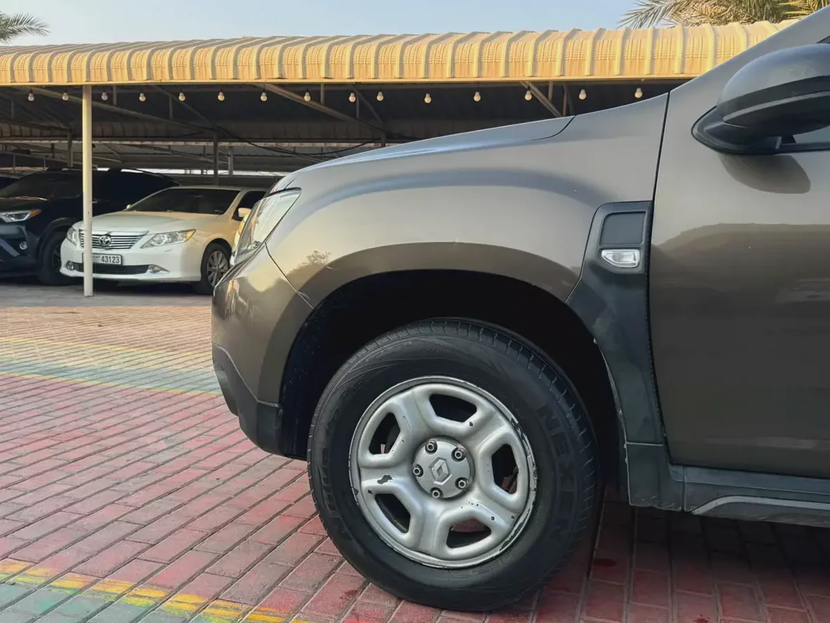 Renault Duster SE 2020 GCC Specs 1.6-9-9