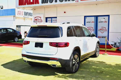 3700 Monthly American Specs Mercedes-Benz GLC 200 4Matic 2025 Model.-7