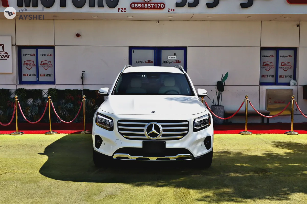 3700 Monthly American Specs Mercedes-Benz GLC 200 4Matic 2025 Model.-3-3
