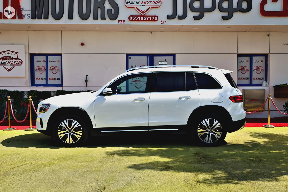 3700 Monthly American Specs Mercedes-Benz GLC 200 4Matic 2025 Model.-5-5