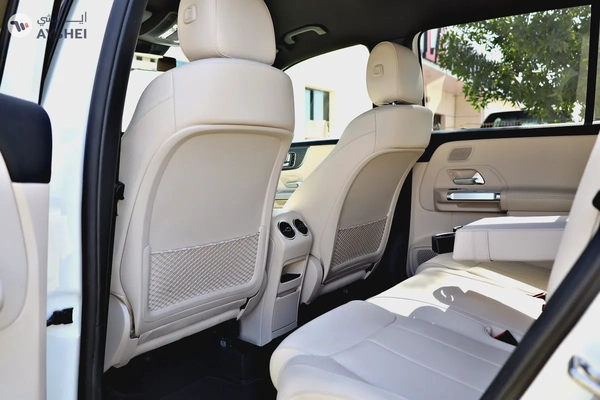 3700 Monthly American Specs Mercedes-Benz GLC 200 4Matic 2025 Model.
