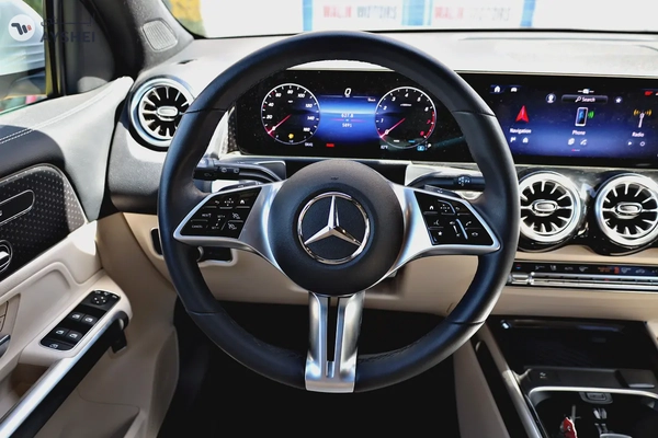 3700 Monthly American Specs Mercedes-Benz GLC 200 4Matic 2025 Model.